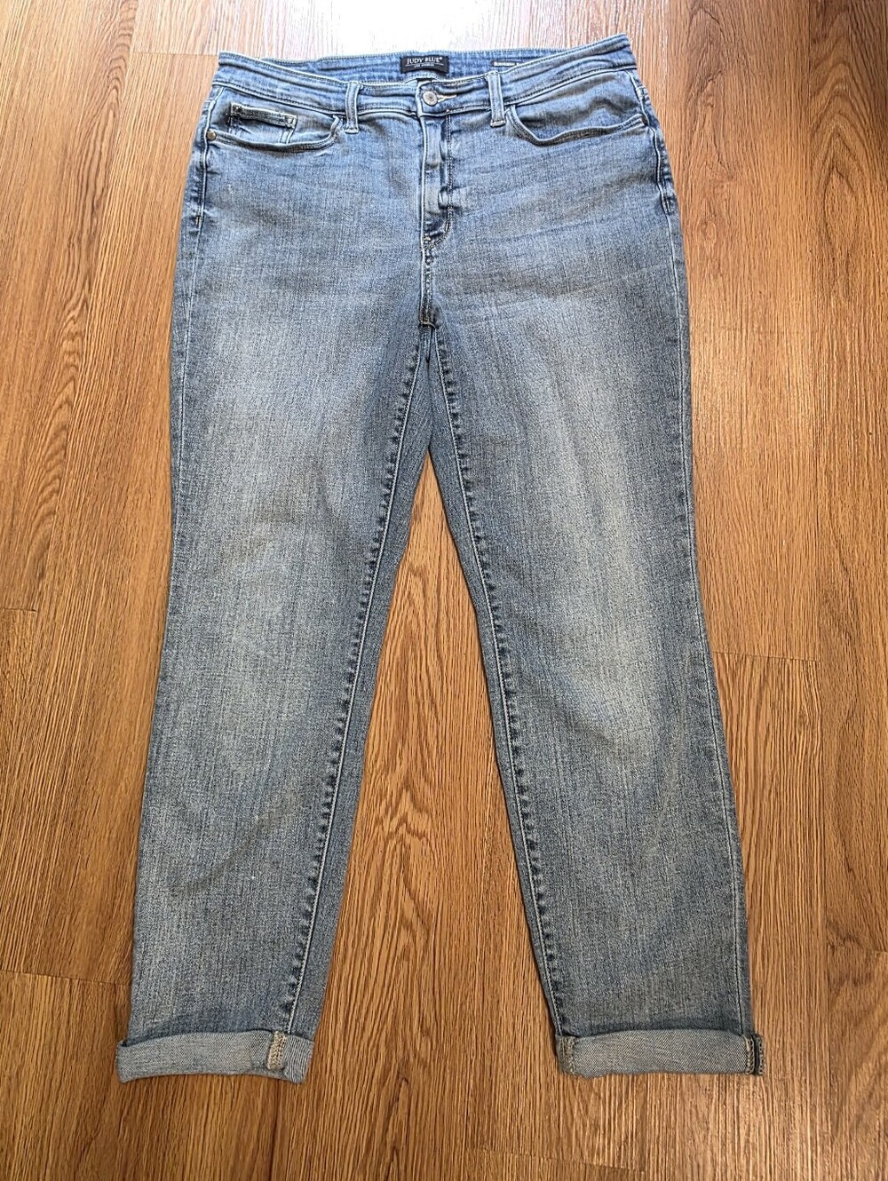 Judy Blue 15/32 Boyfriend Jeans JB82335LT Bleach Wash Relaxed EUC 15